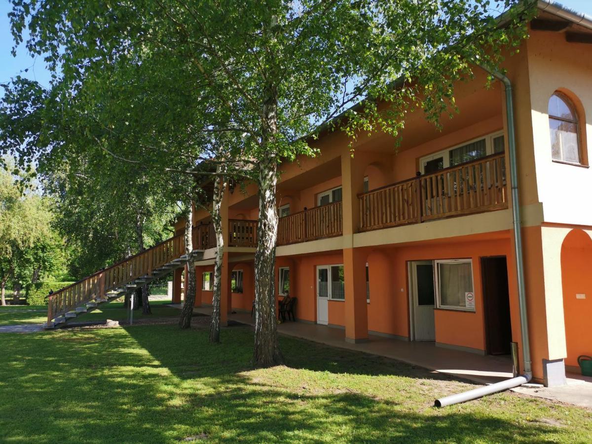 Laguna Panzio Gárdony Exterior foto